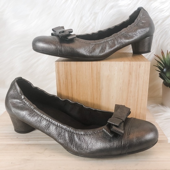 Stuart Weitzman Slip On Pewter Ballet Heels - Picture 1 of 6